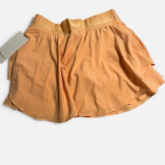 Lululemon Court Rival Skirt - Picture 2 of 5